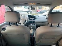 Second-hand Renault Twingo 76 CP (55 kW) 2009 Negru Hatchback