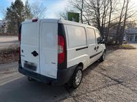 Gebraucht Fiat Doblò 101 PS (74 kW) 2009 Weiß Van / Kleinbus