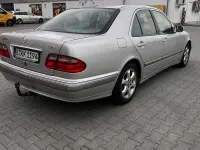 Gebraucht Mercedes E270 Elegance 170 PS (125 kW) 2002 Silber Limousine