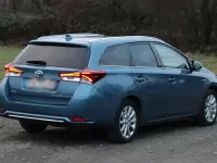 Gebraucht Toyota Auris 137 PS (100 kW) 2016 Blau Kombi
