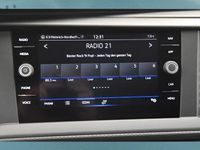 Gebraucht VW Caravelle 150 PS (110 kW) 2023 Blau Van / Kleinbus