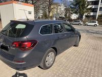 Gebraucht Opel Astra Style 110 PS (80 kW) 2014 Grau Kombi