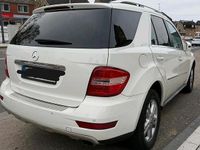 Second-hand Mercedes ML350 2011 Alb SUV