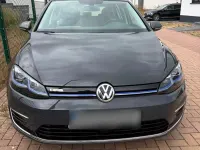 Gebraucht VW e-Golf 100 kW (136 PS) 2021 Grau Kleinwagen