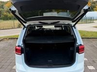 Gebraucht VW Touran Highline 179 PS (131 kW) 2017 Weiß Van / Kleinbus
