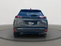 Neu Peugeot 2008 GTi 131 PS (96 kW) 2025 Grau SUV