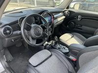 Second-hand Mini Cooper SE Classic 135 kW (184 CP) 2021 Gri Hatchback