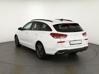 Neu Hyundai i30 140 PS (102 kW) 2025 Weiß Kombi