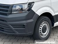 Gebraucht VW Crafter R 140 PS (102 kW) 2025 Candyweiß (weiß) Van