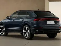Neu Audi Q8 Design 286 PS (210 kW) 2025 Waitomoblau metallic SUV
