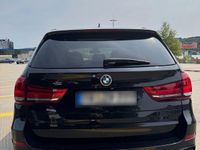 Gebraucht BMW X5 M50 Shadowline 381 PS (280 kW) 2016 Schwarz SUV