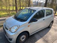 Gebraucht Daihatsu Cuore 70 PS (51 kW) 2008 Grau Kleinwagen