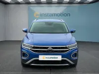 Gebraucht VW T-Roc 150 PS (110 kW) 2023 Blau SUV