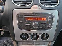 Gebraucht Ford Focus 100 PS (73 kW) 2010 Silber Kombi