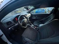 Gebraucht VW Scirocco 160 PS (117 kW) 2009 Weiß Coupé