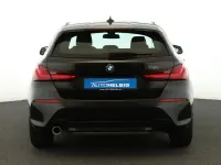 Gebraucht BMW 118 Advantage 136 PS (100 kW) 2023 Saphirschwarz metallic SUV