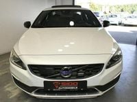 Gebraucht Volvo S60 CC 190 PS (139 kW) 2016 Crystal white pearl / metallic Limousine