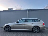 Gebraucht BMW 335 Exclusive 306 PS (225 kW) 2011 Gold Kombi