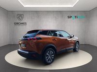 Gebraucht Peugeot e-2008 Active 100 kW (136 PS) 2022 Orange SUV