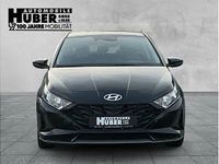 Gebraucht Hyundai i20 Trend 101 PS (74 kW) 2024 Schwarz metallic Limousine