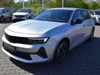 Gebraucht Opel Astra 131 PS (96 kW) 2024 Silber Kleinwagen
