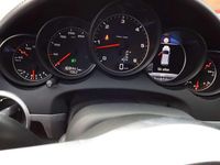 Gebraucht Porsche Cayenne 262 PS (192 kW) 2015 Rot SUV