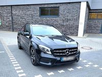 Gebraucht Mercedes GLA250 211 PS (155 kW) 2019 Schwarz SUV