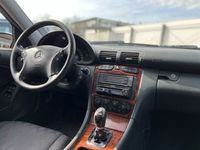 Gebraucht Mercedes C180 143 PS (105 kW) 2004 Smaragdschwarz Kombi