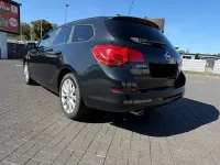 Gebraucht Opel Astra Sport 140 PS (102 kW) 2012 Kombi