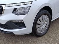 Gebraucht Skoda Kamiq Essence 95 PS (69 kW) 2024 Moonweiss metallic SUV