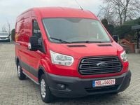 Gebraucht Ford Transit Trend 131 PS (96 kW) 2018 Rot Van / Kleinbus