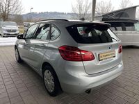 Gebraucht BMW 218 136 PS (100 kW) 2016 Glaciersilber Kombi
