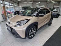 Neu Toyota Aygo X 72 PS (52 kW) 2025 Beige SUV
