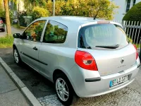 Używany Renault Clio II 75 KM (55 kW) 2006 Srebrny Hatchback