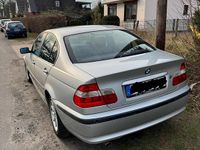 Gebraucht BMW 316 115 PS (84 kW) 2004 Silber Limousine