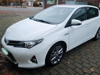Gebraucht Toyota Auris Hybrid Executive 136 PS (100 kW) 2013 Weiß Limousine