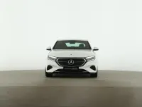 Gebraucht Mercedes E200 Avantgarde 204 PS (150 kW) 2024 Weiß Limousine