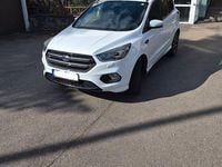 Gebraucht Ford Kuga ST-Line 182 PS (133 kW) 2017 Weiß SUV