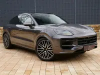 Gebraucht Porsche Cayenne E-Hybrid Coupe 470 PS (345 kW) 2025 Grau SUV