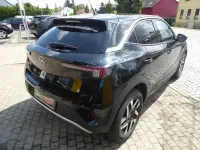 Gebraucht Opel Mokka-e Elegance 100 kW (136 PS) 2023 Karbon schwarz metallic SUV