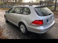 Gebraucht VW Golf V 104 PS (76 kW) 2009 Silber Kombi