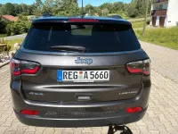 Gebraucht Jeep Compass Limited 170 PS (125 kW) 2018 Grau SUV