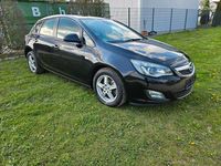 Gebraucht Opel Astra 110 PS (80 kW) 2010 Schwarz Limousine