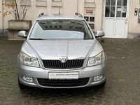 Gebraucht Skoda Octavia Ambiente 105 PS (77 kW) 2011 Silber Kombi