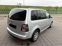Gebraucht VW Touran 140 PS (102 kW) 2007 Silber Van / Kleinbus