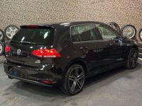 gebraucht VW Golf VII Lim. Cup BMT°TÜV NEU°SHZ°PDC°SCHECKHEFT