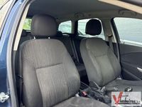 Gebraucht Opel Astra Edition 120 PS (88 kW) 2012 Blau Kombi