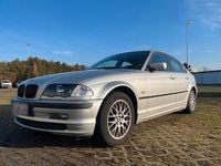 Używany BMW 320 170 KM (125 kW) 2001 Srebrny Sedan/Limuzyna