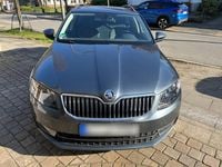 Gebraucht Skoda Octavia Style 150 PS (110 kW) 2016 Grau Kleinwagen