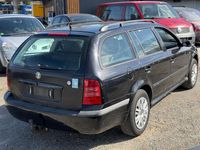 Używany Skoda Octavia Style 102 KM (75 kW) 2002 Czarny Kombi